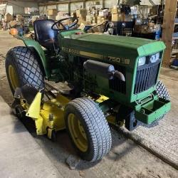John Deere 750 with 2252.2 hours, 64 inch Mower
