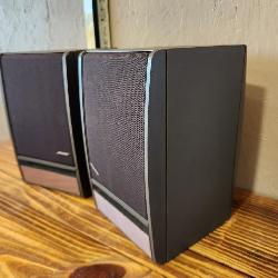 Bose model 141 speakers