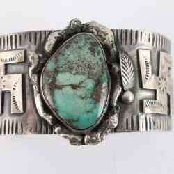 Navajo Whirling Good Luck Cuff