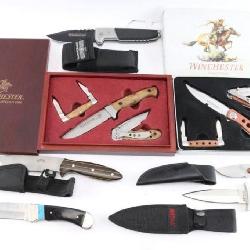 Lot of 12 Knives
