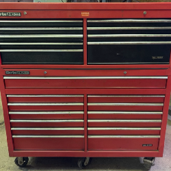 Clarke HD Plus Rolling Tool Chest and Cabinet Combination