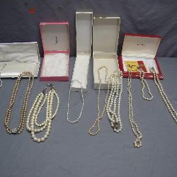 Synthetic Pearl Necklaces