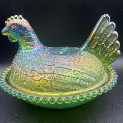 VINTAGE INDIANA LIME GREEN CARNIVAL GLASS HEN ON NEST CANDY DISH