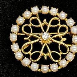 Avon 14K Gold Pearl & Diamond Brooch