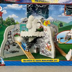 #250 Thomas & Friends Wooden Railway Rubble & Race Mountain Set NIB
