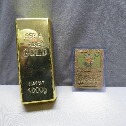 Plastic Gold Bar & Pikachu Gold Pokemon Card