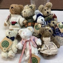 Collection of 8 Boyd’s bears