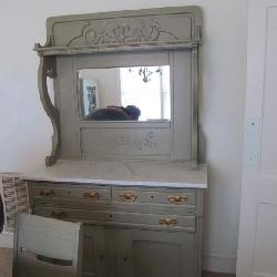 Antique Victorian Sideboard Buffet