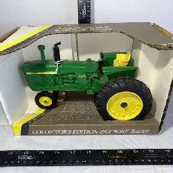 ERTL 1/16 Scale 1961 John Deere 4010 Gas Tractor