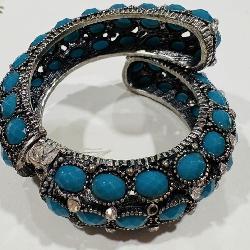SILVER-TONE TURQUOISE BRACELET