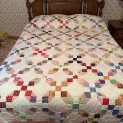 Vintage handmade patchwork quilt 64 x 86