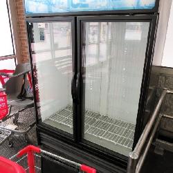 True Gdim-49nt-hc-tsl01 Self-contained 2-door Ice Merchandiser