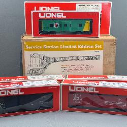 Lionel Service Station Set, Includes 6 Trains- Northern Pacific GP-9, Minneapolis & St. Louis & Southern Pacific Box Car, Alcoa Hipper, Santa Fe Feefer & Northern Pacific Bay Caboose, 11-14”