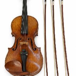 1928 E.H. Roth-Labeled Guarnerius-Model 4/4 Violin, 3 Bows incl. Klaus Becker