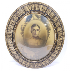 WW1 US Soldier Portrait In Oval Convex Glass Frame