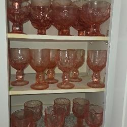 S1 - MIXED LOT OF PINK FRANCISCAN WARE STEMWARE