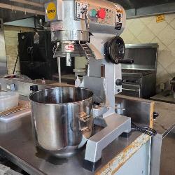 All INDUSTRIAL/RESTAURANT GRADE OUTDOOR APPLIENCES ARE ALSO FOR SALE !!!